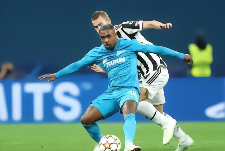 斯基拉：马尔科姆将和利雅得新月签到2026年，年薪1800万欧