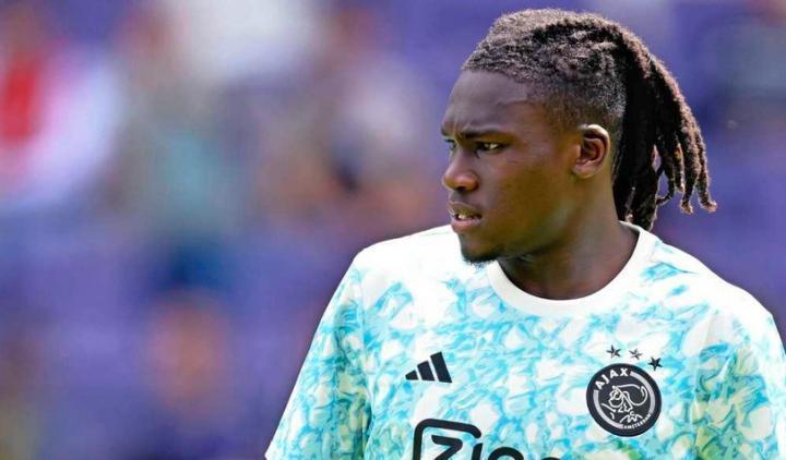 荷兰记者：巴锡不去德国训练营，阿贾克斯已和富勒姆谈妥转会