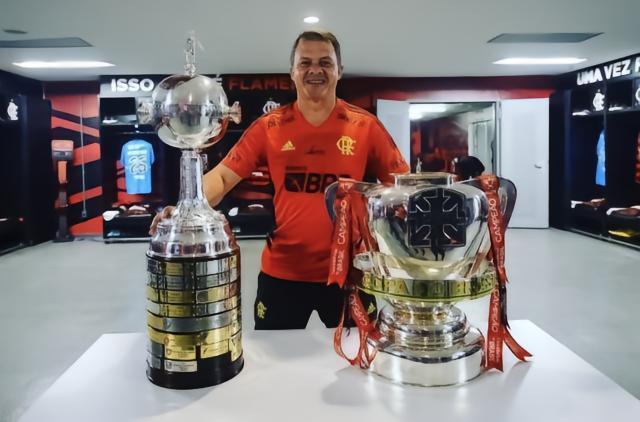 体坛：三镇教练组迎来补强，巴甲体能教练 J联赛门将教练加盟