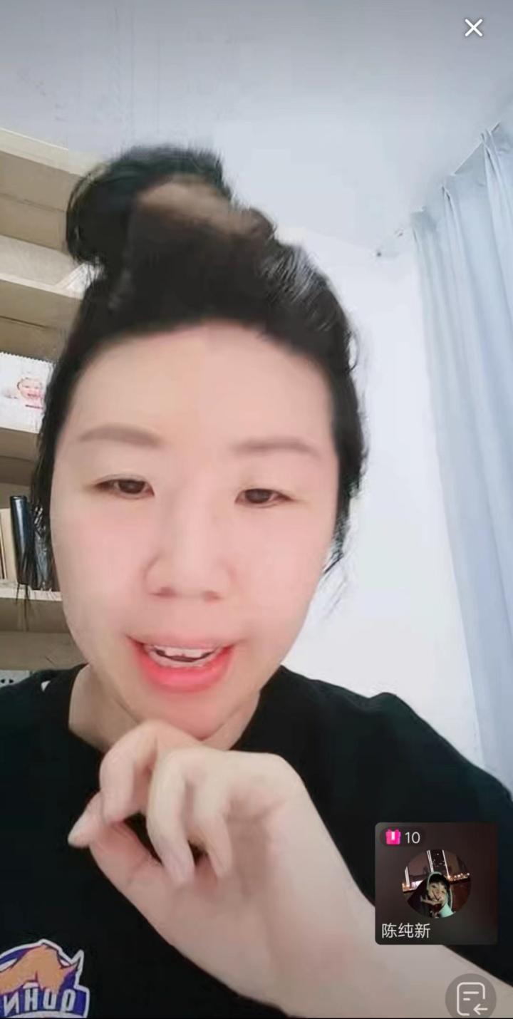 海牛副总经理冯文静：引援还有，我和大家一样也在等，等31号