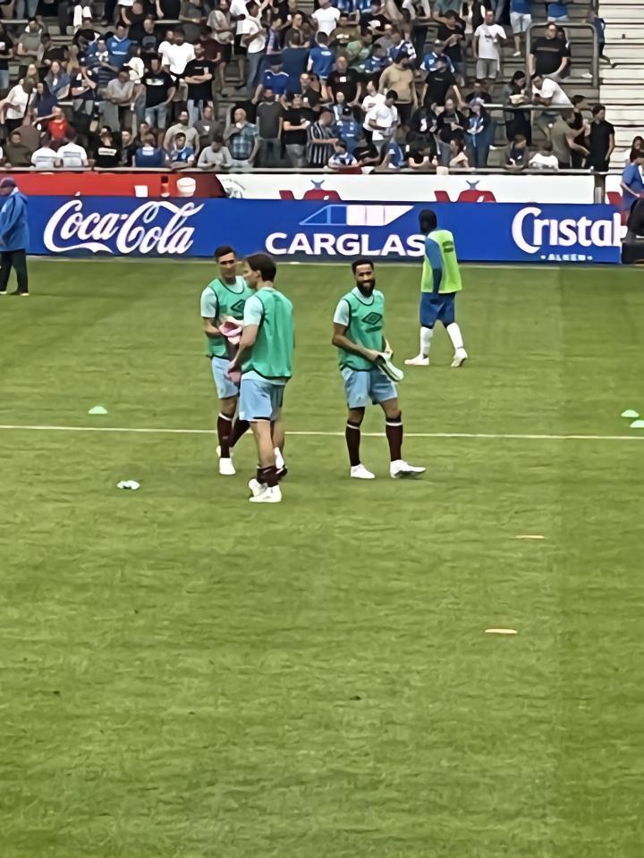 热身赛出征比利时0-2亨克：比赛场上都发生了什么