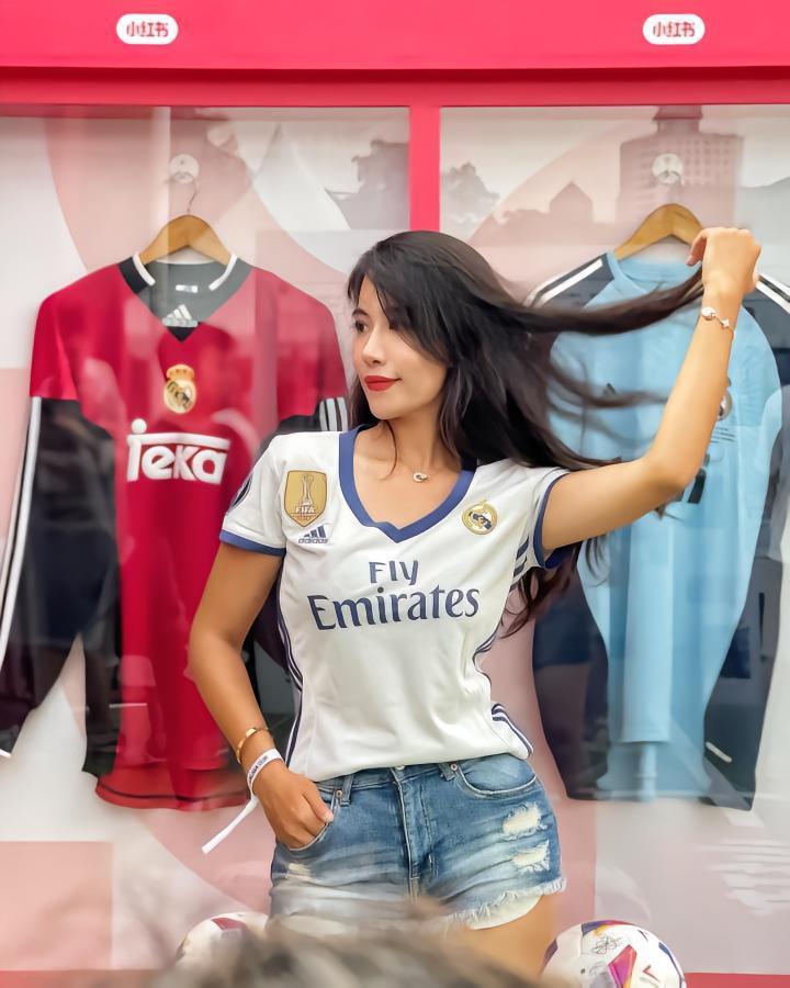 西甲俱乐部传奇中国行我来啦！红心在上海参加了