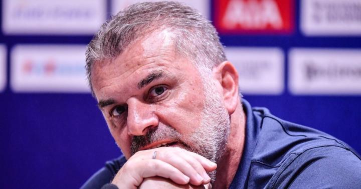 波帅：凯恩的消息与前几天一样；我们计划至少引进一名中后卫