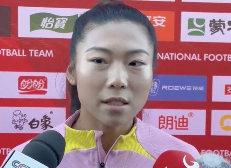 古雅沙：中国女足不惧怕对手 看到满场红就觉得像主场一样