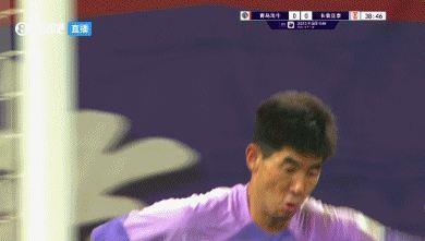 半场-郑龙世界波破门 青岛海牛暂1-0长春亚泰