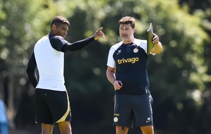 蒂亚戈-席尔瓦：我们对波帅有信心，他能让一切回归正轨