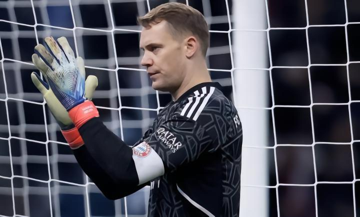 马加特：对拜仁来说，诺伊尔复出比签下凯恩更重要