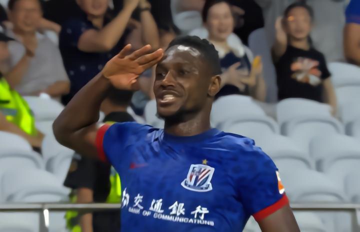 马莱莱：来申花后首次戴帽很开心；上海德比会全力以赴