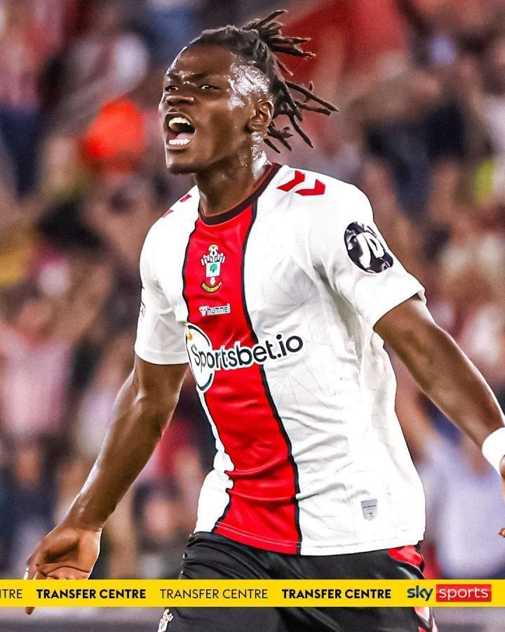 郎有情妾有意！利物浦有意引进南安普顿中场球员拉维亚