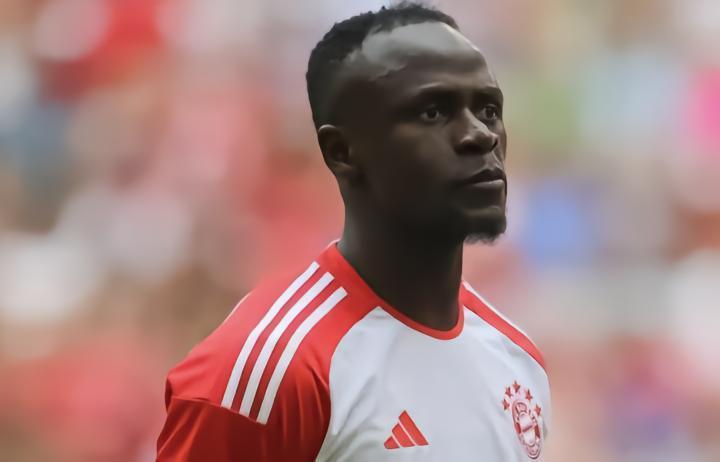 海纳：马内上赛季的表现难以令人满意，转会报价需要双方认可