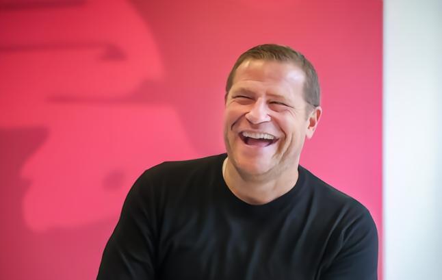 法尔克：尽管拜仁已敲定新总监，依然考虑莱比锡主管艾贝尔