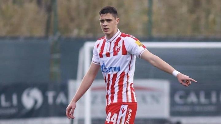 德媒：拜仁、多特、莱比锡有意塞尔维亚19岁后卫莱科维奇