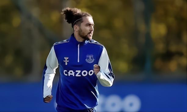 罗体：埃弗顿前锋勒温被推荐给了罗马，球员想被穆帅执教