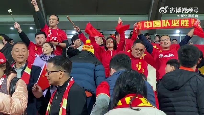 中国女足1-0战胜海地！赛后中国球迷高呼：干掉英格兰！干掉英格兰！