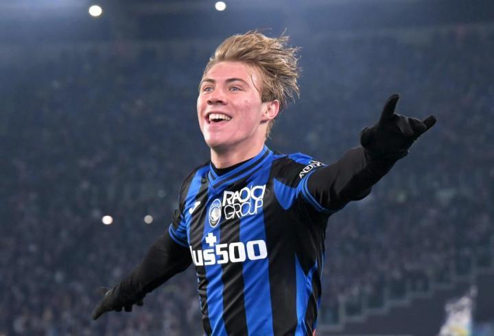 意天空：曼联即将签下赫伊伦德，报价为7000万欧 500万欧