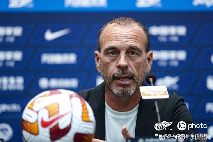 【赛后发布会】萨尔科：这场比赛送给皮纳 祝他一切顺利