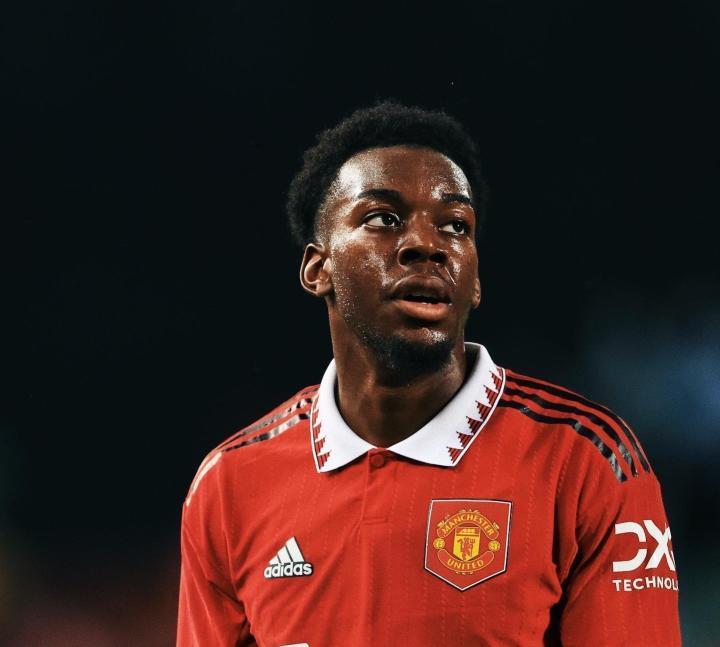 跟队：若森林能踢欧战，曼联能从埃兰加身上获得额外500万镑