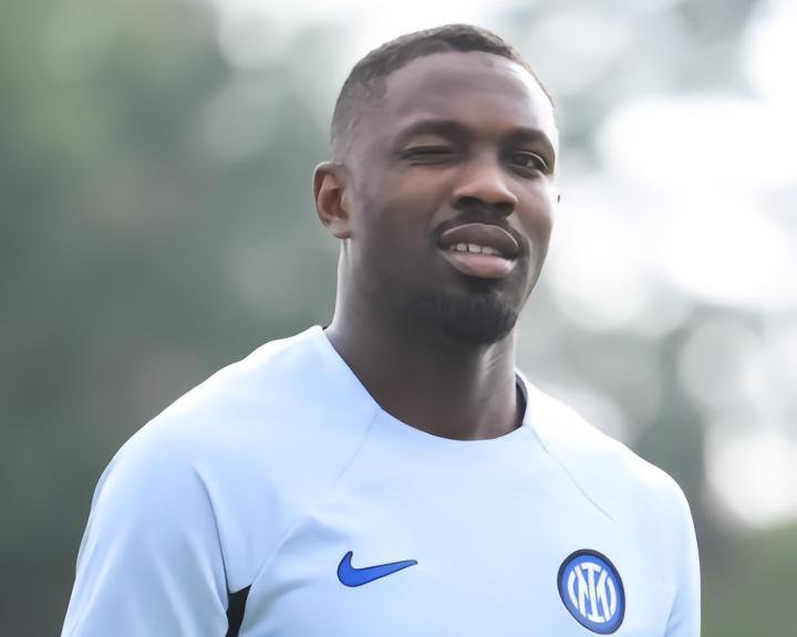 小图拉姆：偶像是阿德；我和卢卡库不同，劳塔罗比我想象更强