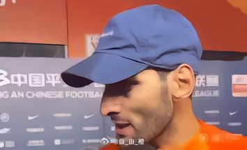 【赛后瞬采】王大雷：球迷是我们能够取胜的原因。王