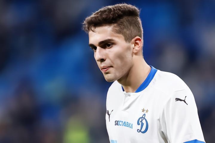 记者：拉齐奥求购扎哈里扬的交易接近“完全破裂”