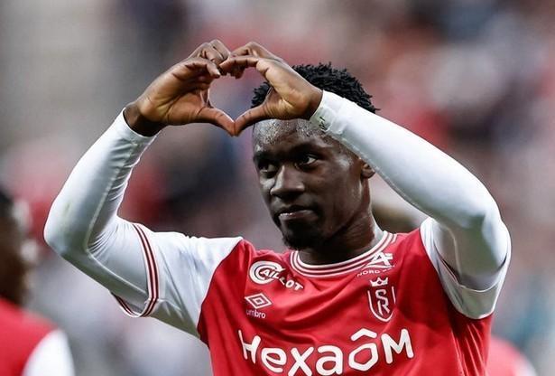 罗马诺：国米买巴洛贡报价离阿森纳要求很远，斯卡马卡更便宜