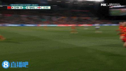 开场4分钟丢球！中国女足0-1落后英格兰女足，朱钰扑救不及！