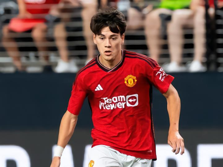 ESPN：滕哈格希望佩利斯特里租借加盟特温特