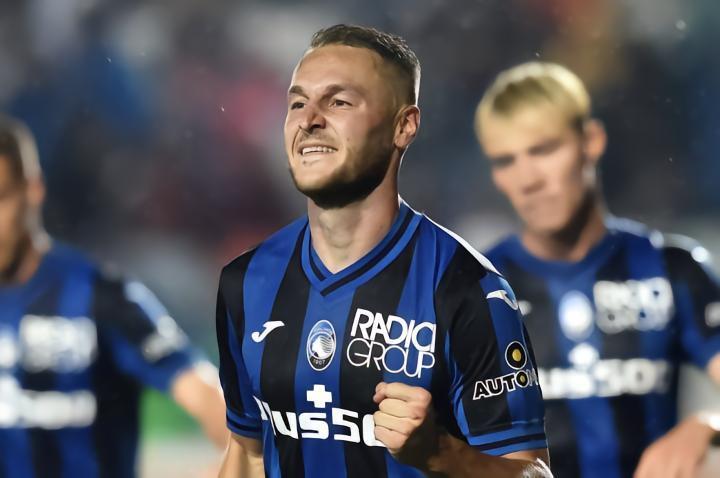 意媒：若卖克鲁尼奇米兰会追库普梅纳斯，亚特兰大要价3000万