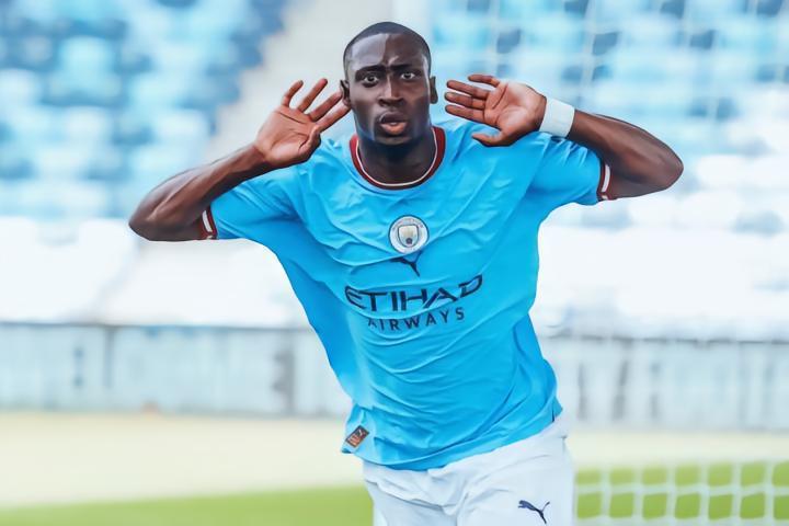 罗马诺：阿贾克斯1700万镑签博尔热斯，曼城能回购有转会分成