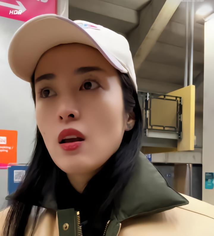 赵丽娜：很多女足队员甚至没机会参加世界杯；不想她们被质疑