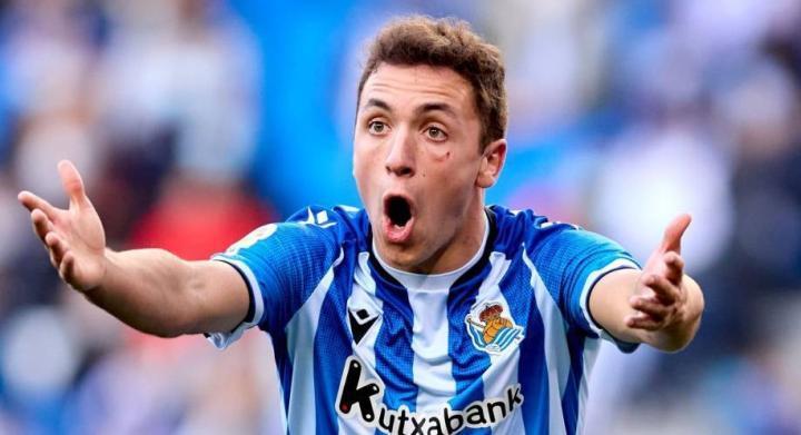 奥拉萨加斯蒂：卡洛斯-贝拉是我小时候特别崇拜的球员