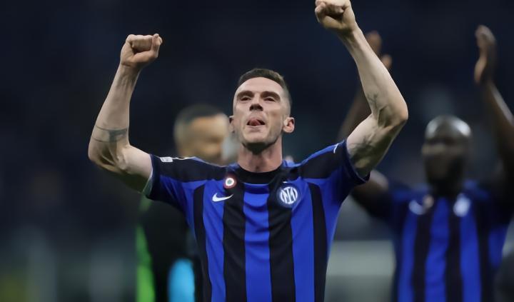 斯基拉：沃尔夫斯堡和国米就戈森斯的转会谈判已破裂