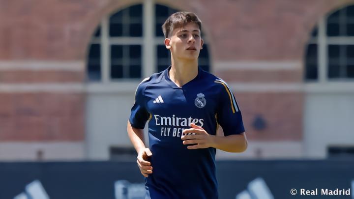 跟队记者：居莱尔第一部分治疗后感觉非常好，若顺利无需手术