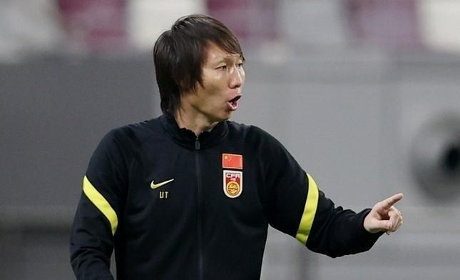 来个参考，上一次足坛扫黑抓捕的官员和球星都被判了多少年？