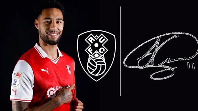 官方 : 罗瑟汉姆免签前锋安德烈-格林，为期两年