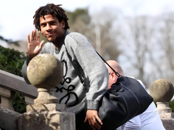 被要价3000万？罗马诺：尼斯要价过高，尤文放弃引进托迪博