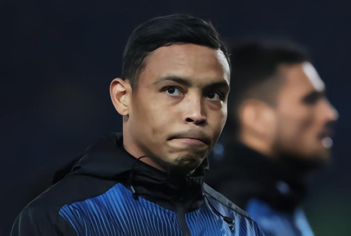 今夏还没签知名球星，斯基拉：利雅得青年看上穆里尔