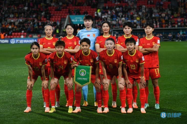 林梦鸽：不要指责女足，正视差距并给她们更多支持