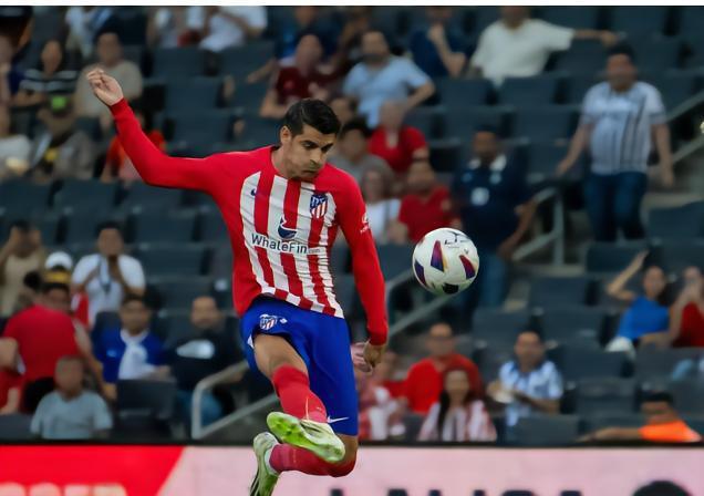 莫拉塔：只想享受季前赛，还未考虑转会相关事宜