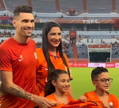 莫伊塞斯谈百场感受：非常感谢球迷和中国人民对我的支持