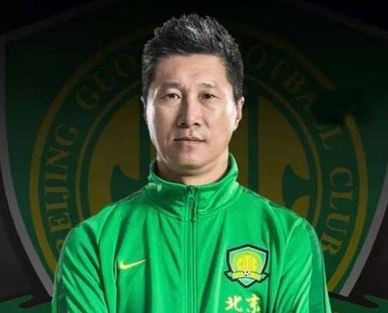 媒体人：国安领队符宾因血栓入院治疗，目前情况已好转