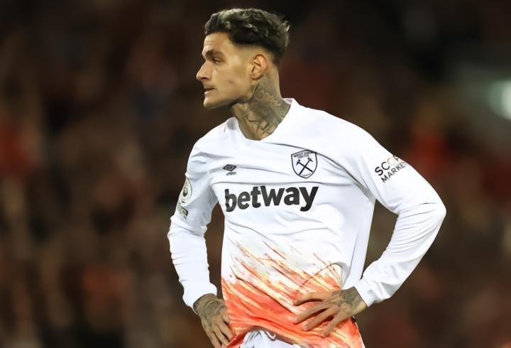 意天空：西汉姆联曾告知国米加价就能买到斯卡马卡，但被拒绝