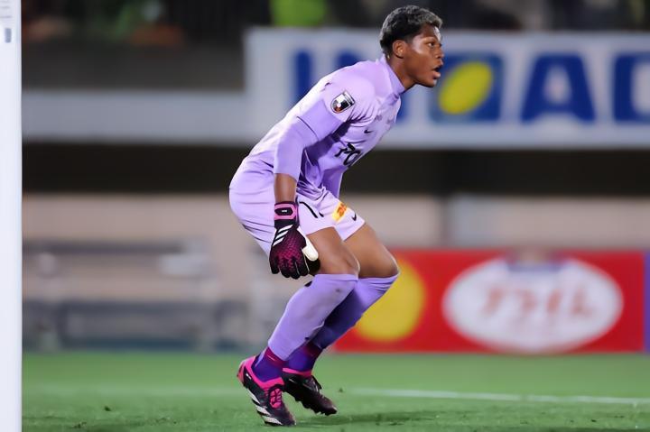 日媒：为积累经验，与曼联有传闻的铃木彩艳将加盟比