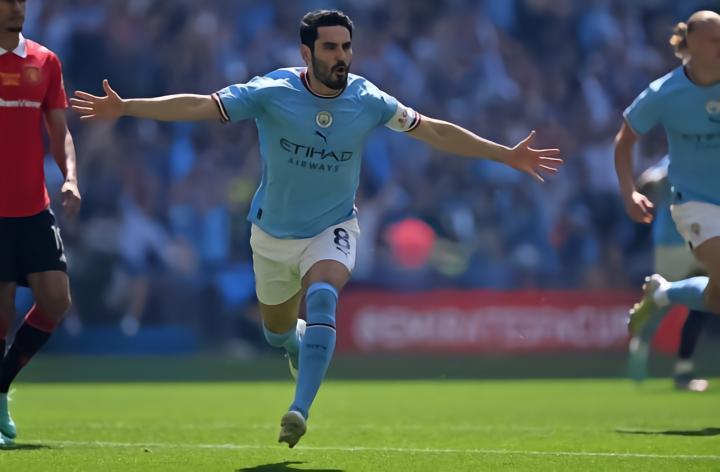 带领曼城赢得三冠王，官方：京多安当选2023年德国足球先生