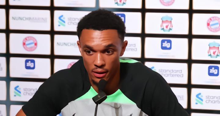 阿诺德：打欧联我们可以更专注于踢联赛，新赛季目标是拿英超