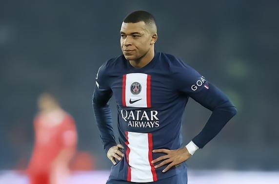 西媒：皇马更衣室希望姆巴佩今夏加盟，但管理层坚持明年引进