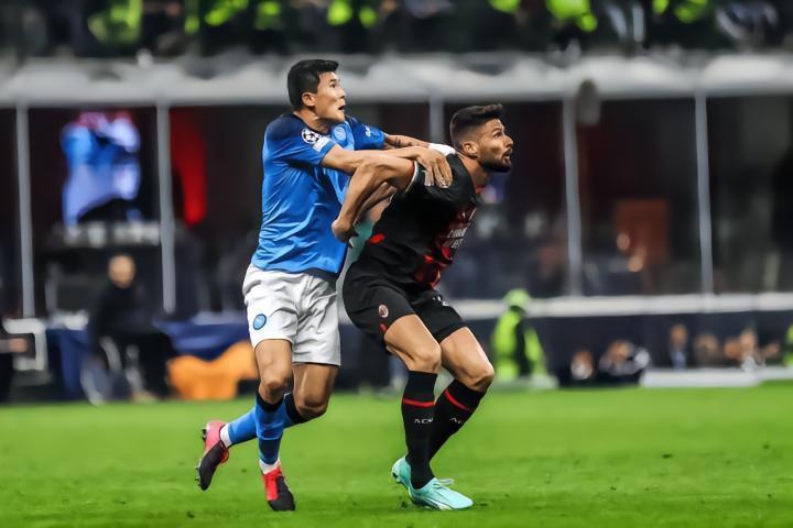 金玟哉：我遇到过最难对付的球员是吉鲁