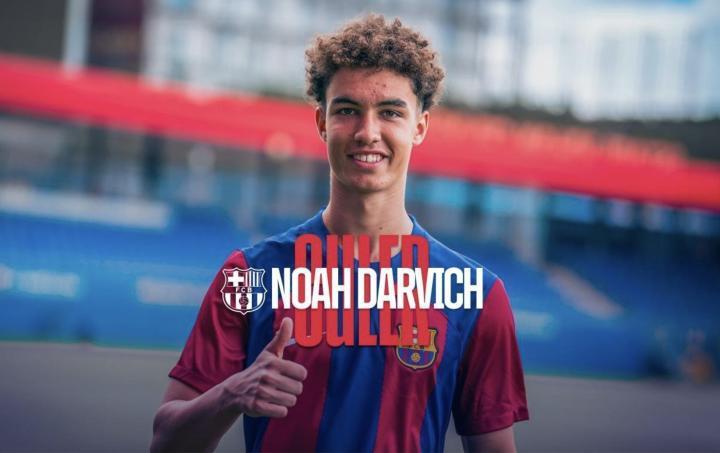官方：巴萨签下德国16岁天才中场达维奇，解约金10亿欧元