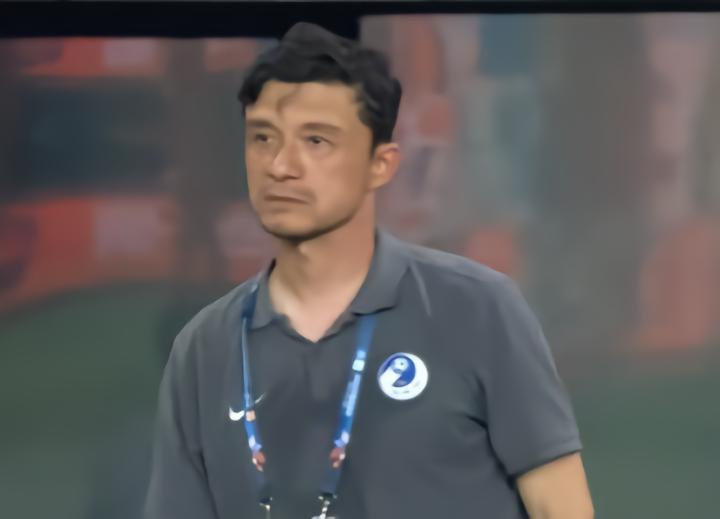 谢晖：经过上一场比赛的胜利，全队的信心都有很大的提升