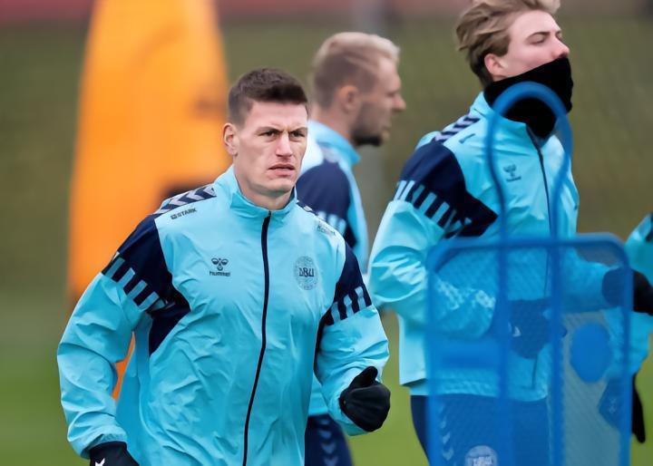 即将Here we go，罗马诺：亚特兰大后卫梅勒1200万欧加盟狼堡